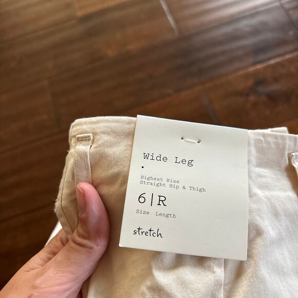 NWT A New Day Stretch High Waisted Wide Leg Cargo Pants Cream Women's Size 6 - Picture 9 of 12